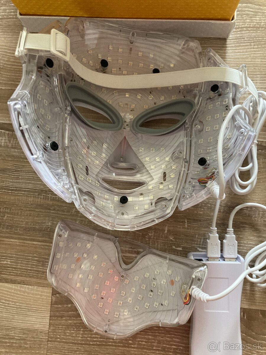 Ošetrujúca Led maska na tvár a krk/Nová - 11