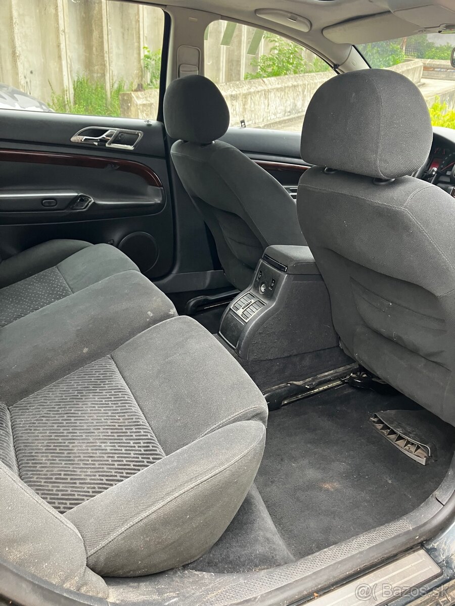 ŠKODA SUPERB 2.5TDI 114KW - 11