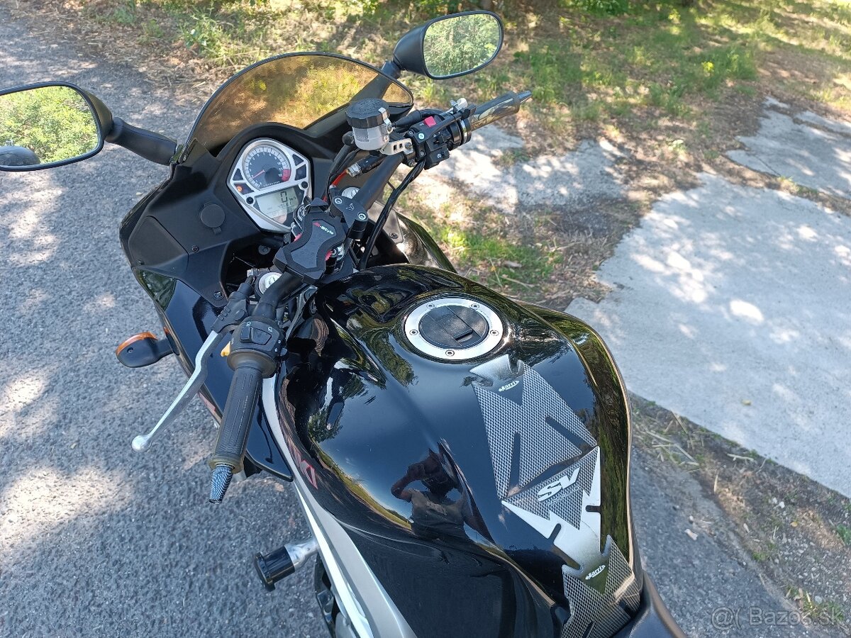 Suzuki SV650s 2004 53kW - 11