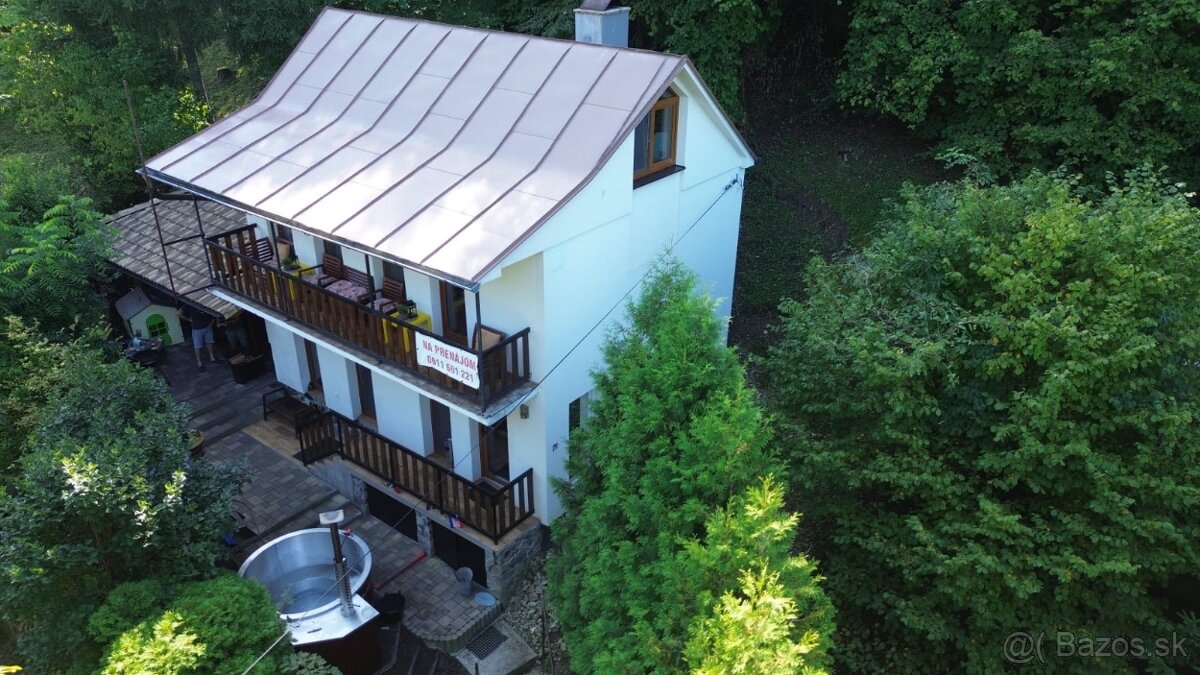 CHATA NA PRENÁJOM - 11