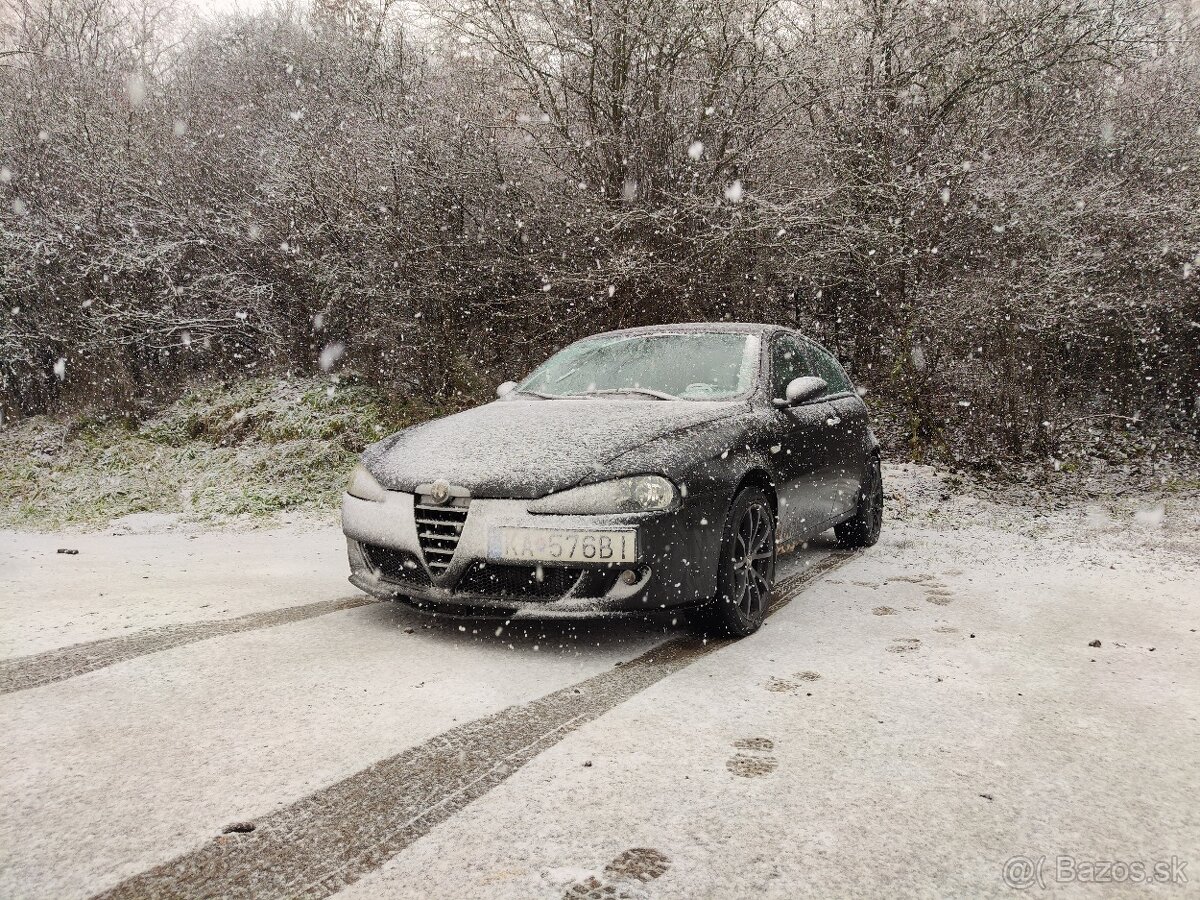 Alfa Romeo 147 JTD 85kW - 11