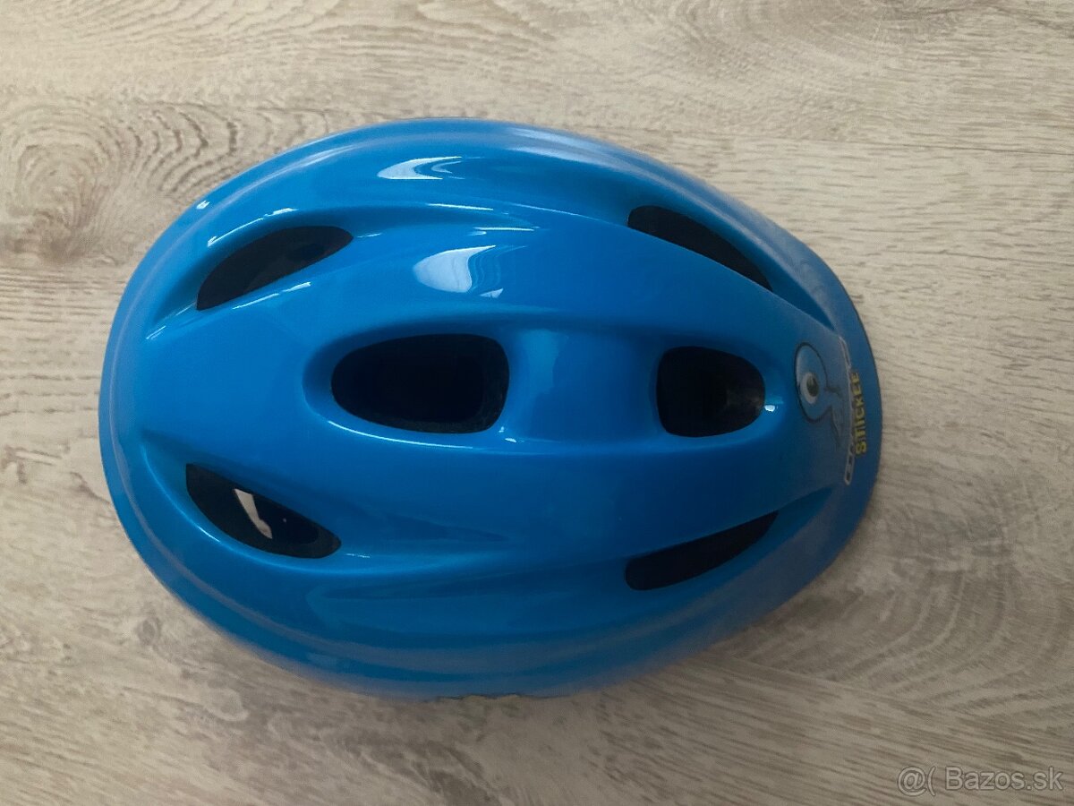 multifunkčná trojkolka s prilbou - 11