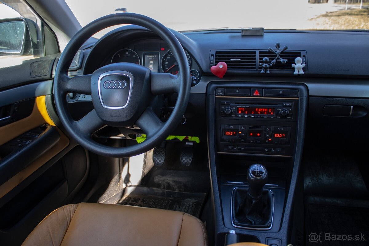 Audi A4 Avant 2.0 TDI - 11