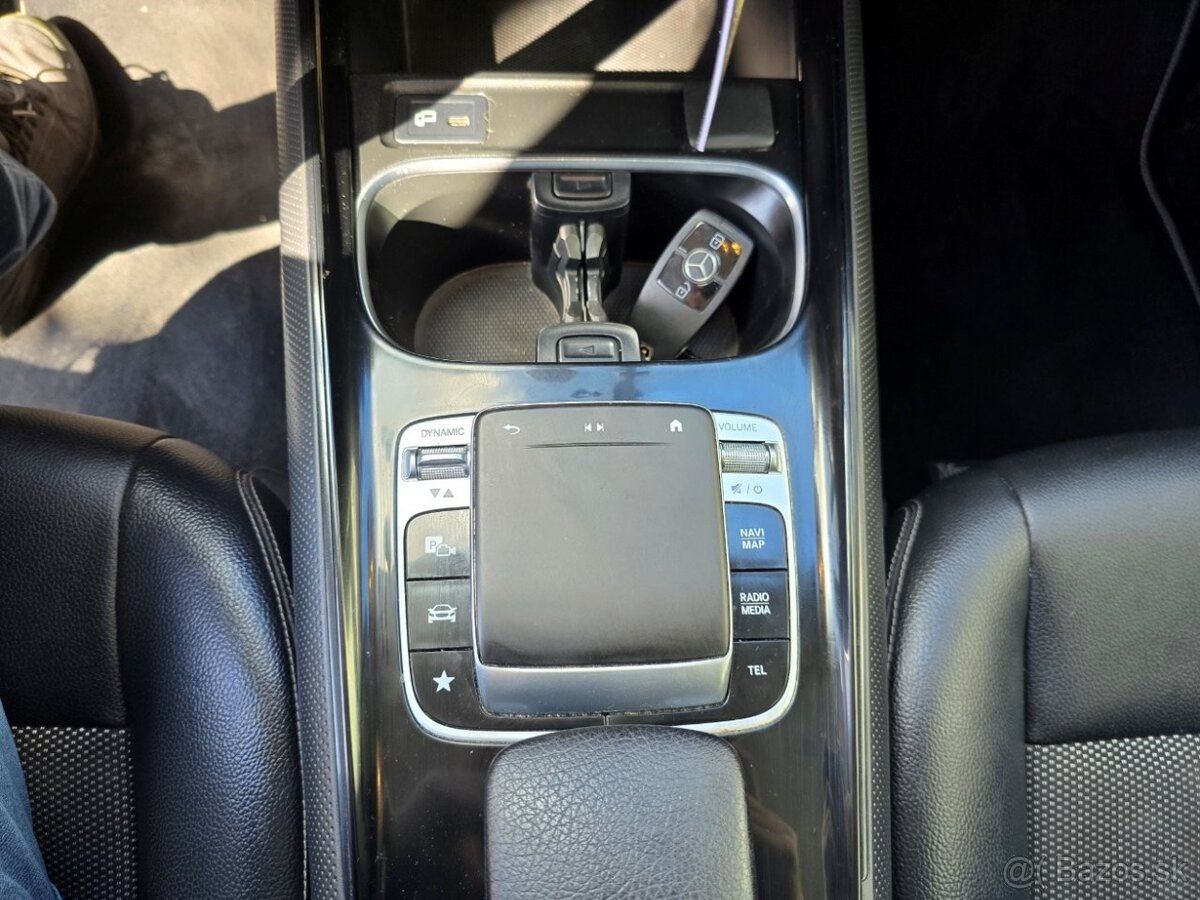 Mercedes-Benz GLB 180d A/T, Mesačne: 349€ - 11