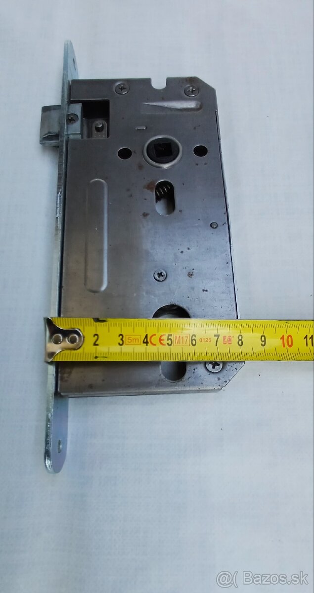 Zadlabavací zámok FAB - 11