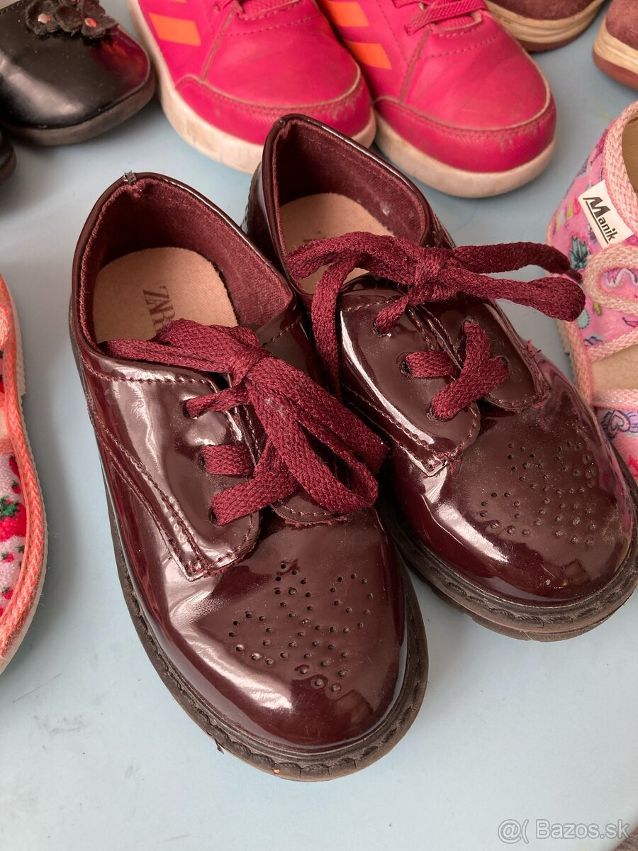 Dievčenské topánky č. 25 - 11