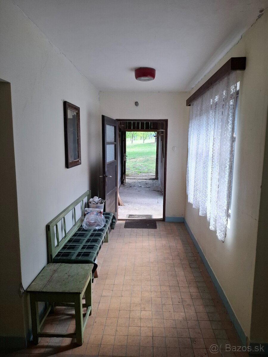 CHALUPA NA MYJAVSKÝCH KOPANICIACH - 11