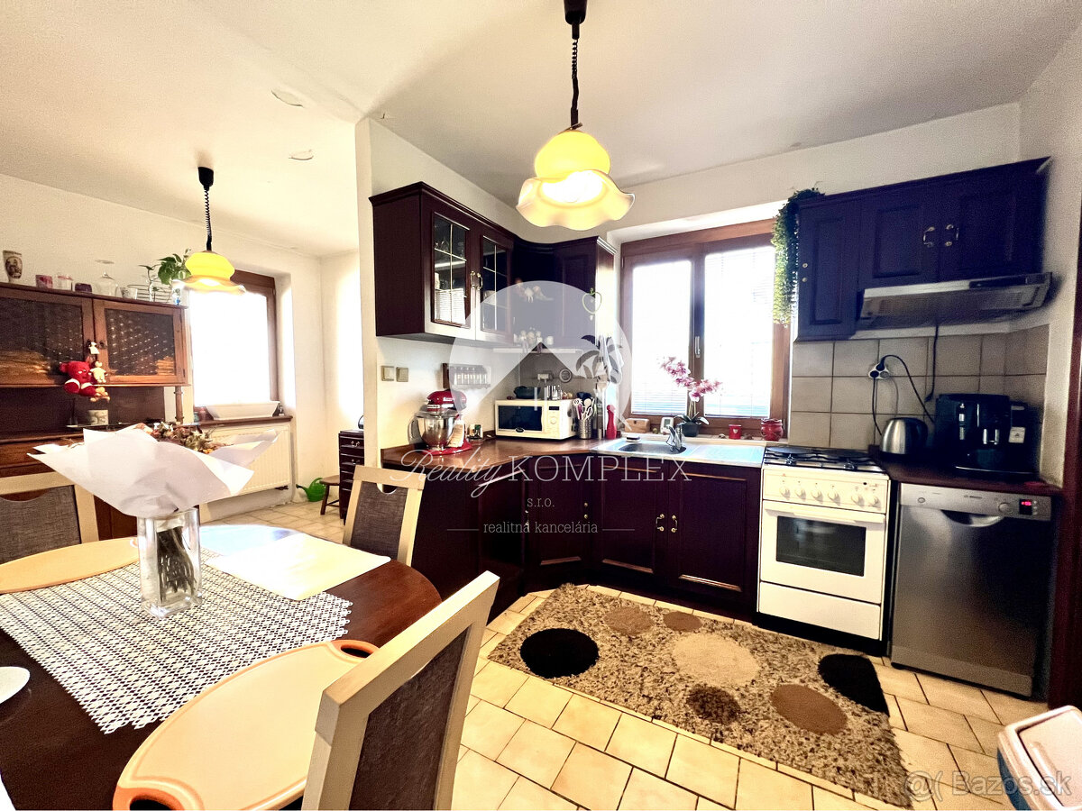 Reality KOMPLEX s.r.o. ponúka na PREDAJ zrekonštruovaný 5 iz - 11