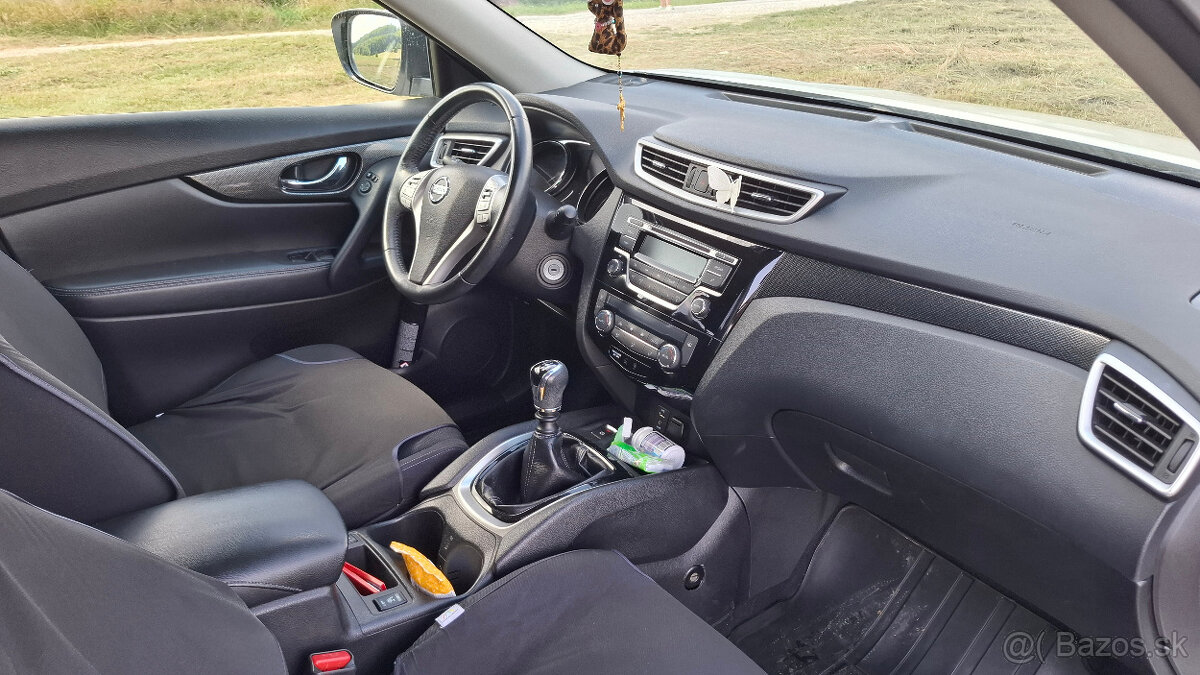 NISSAN X-TRAIL 1.6 Turbo benzín 120 kW - 108500km - 11