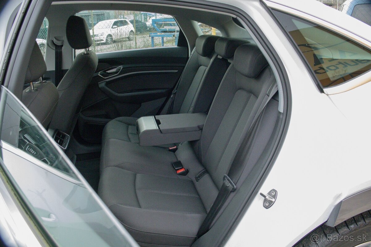 Audi E-tron Sportback 55 -2023/38tis. KM- Quattro -NEBÚRANÉ - 11