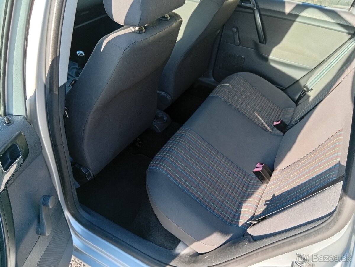Vw Polo 1.4 TDI 51 kw rok 2007 - 11
