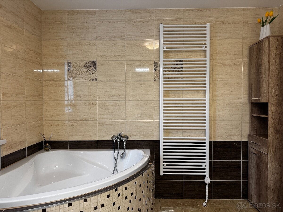 NA PREDAJ 2-izbový byt po rekonštrukcii – Staré sídlisko - 11