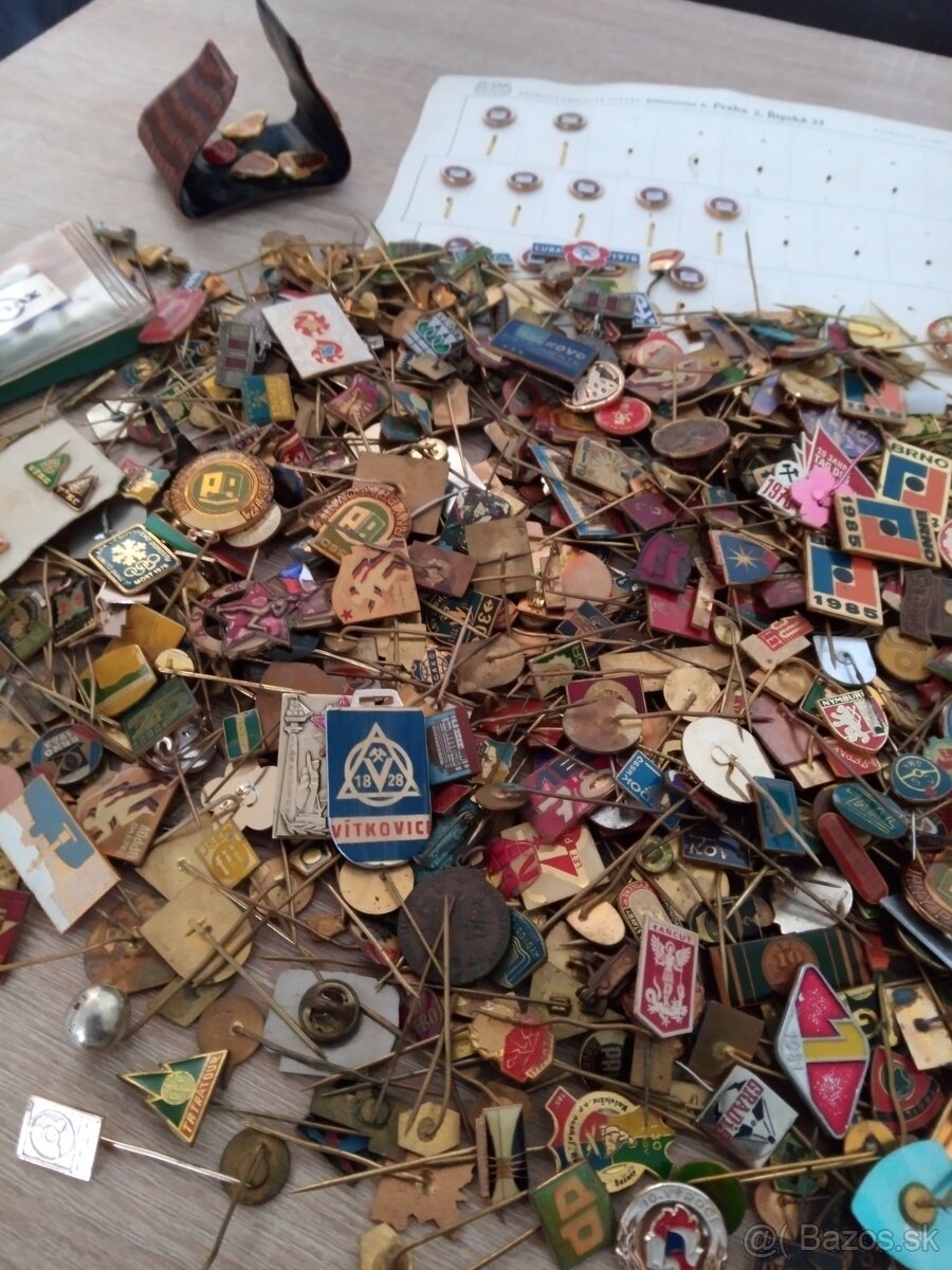 Odznaky veľa mix - 11
