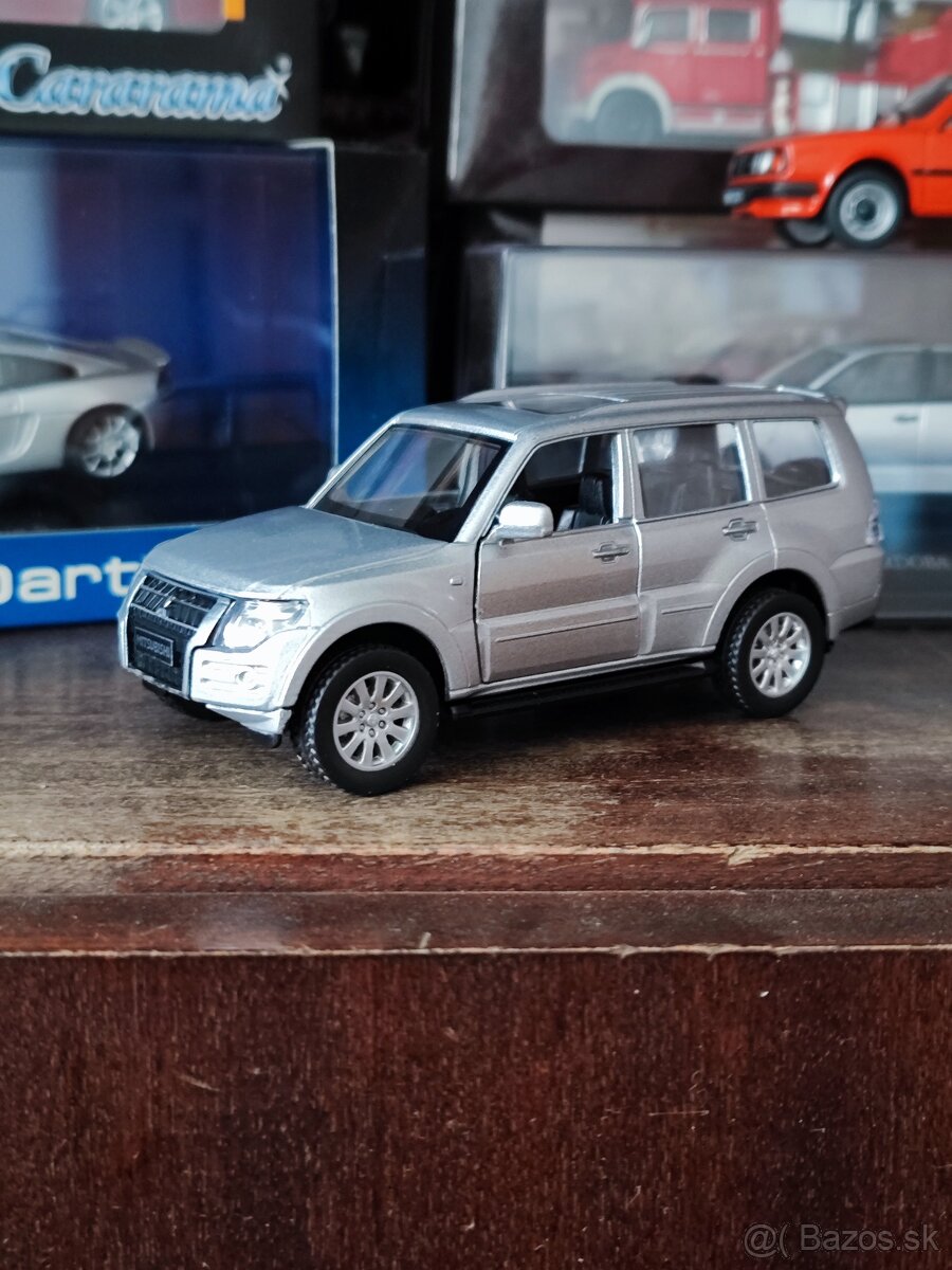 Modely áut Toyota a Mitsubishi - 11