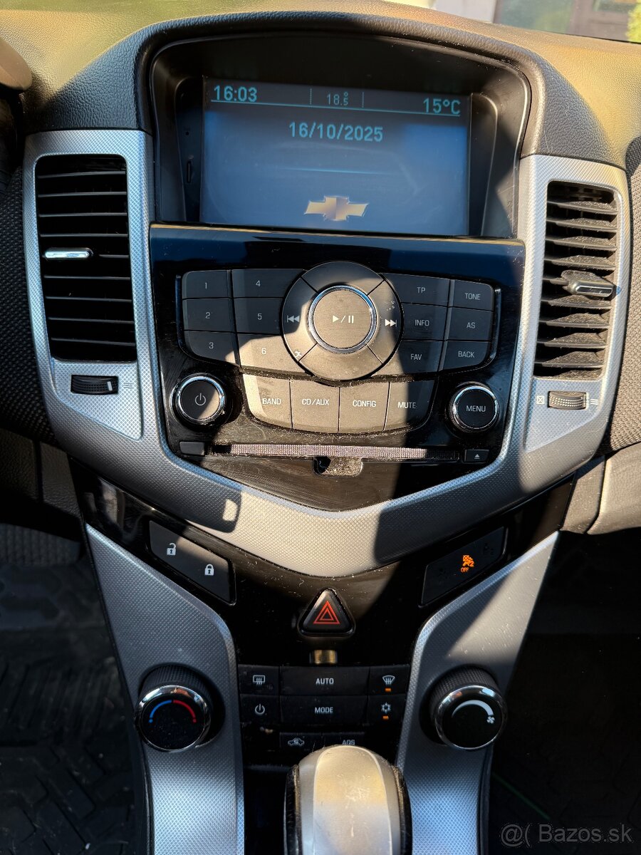 Predám Chevrolet Cruze - 11