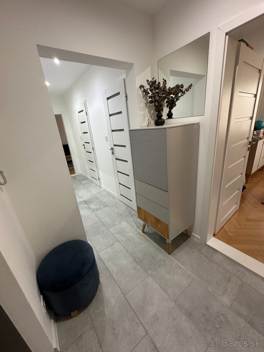 3 izbový byt s balkónom - 11