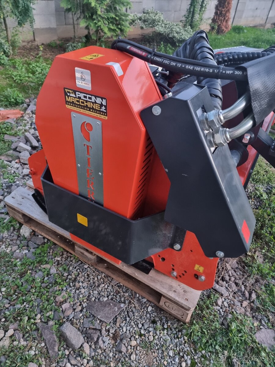 mulčovač hydraulicky na nakladac freza kosacka - 11