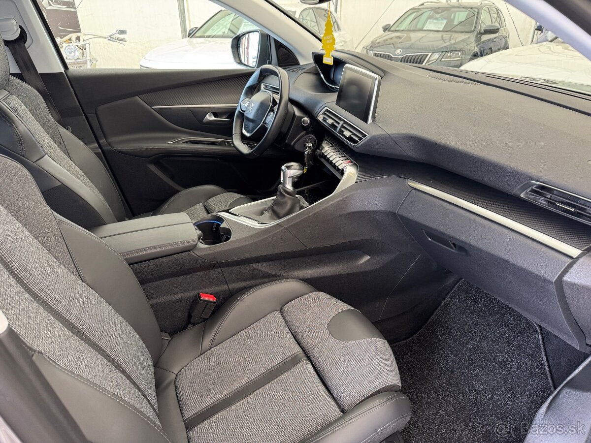 Peugeot 3008 1.2 PureTech Allure - 11