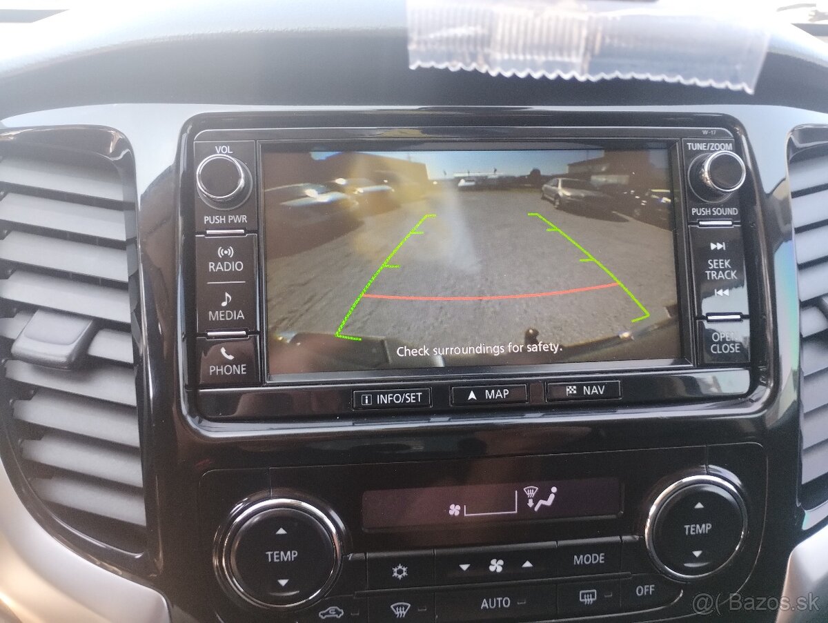 Mitsubishi L 200 2.4 DI-D MIVEC Double Cab Black Editio - 11