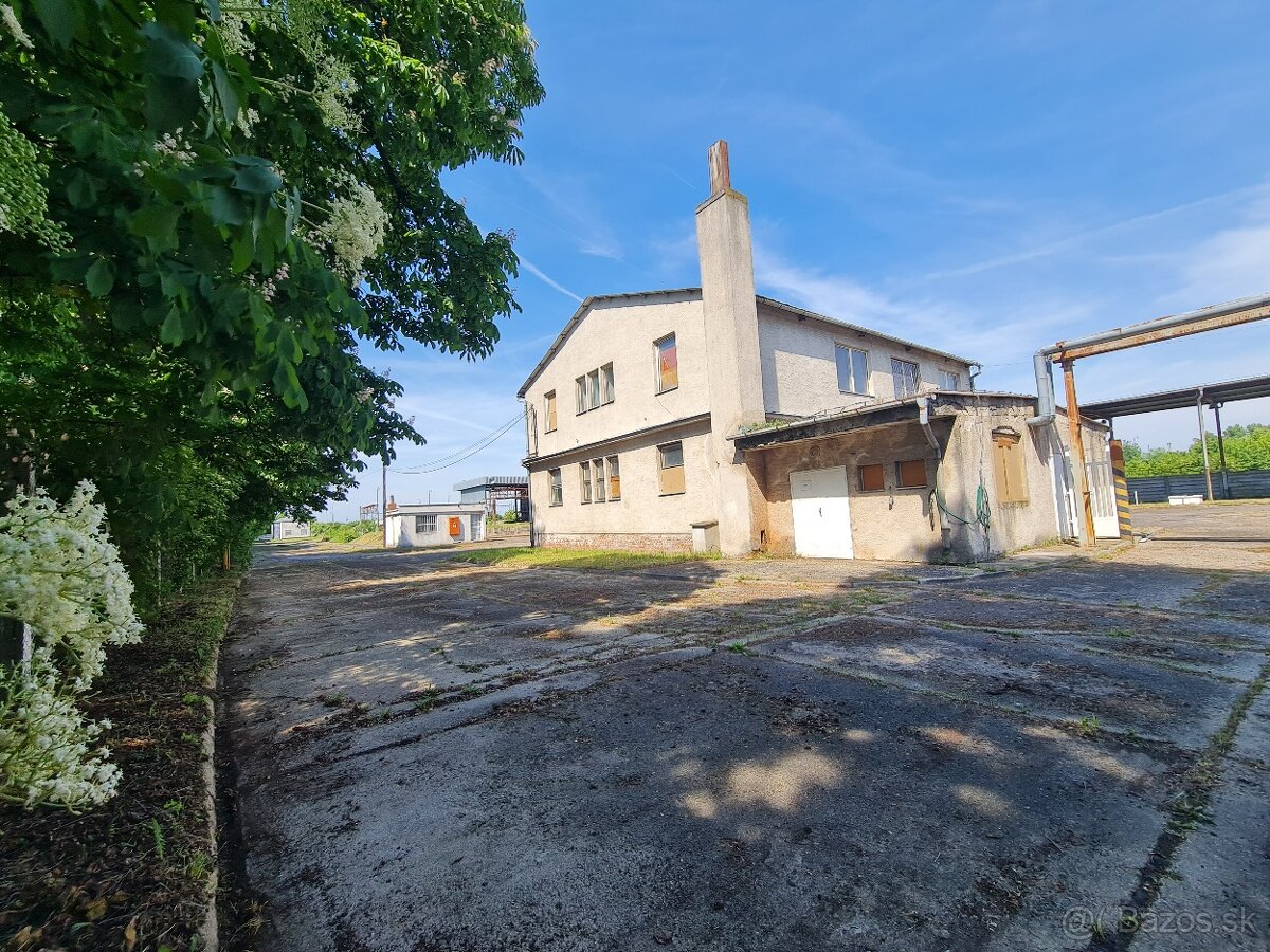 PRENÁJOM NA MIERU OD 3,50EUR /m2 - HALY - SPEVNENÉ PLOCHY - 11