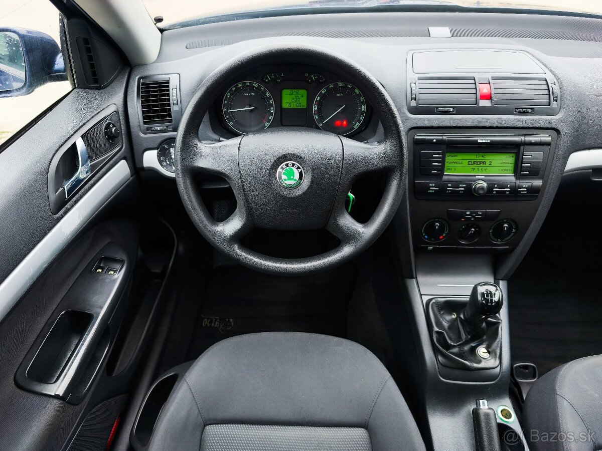 Škoda Octavia 2 sedan 1.6 MPI len 190tis km Nová STK - 11