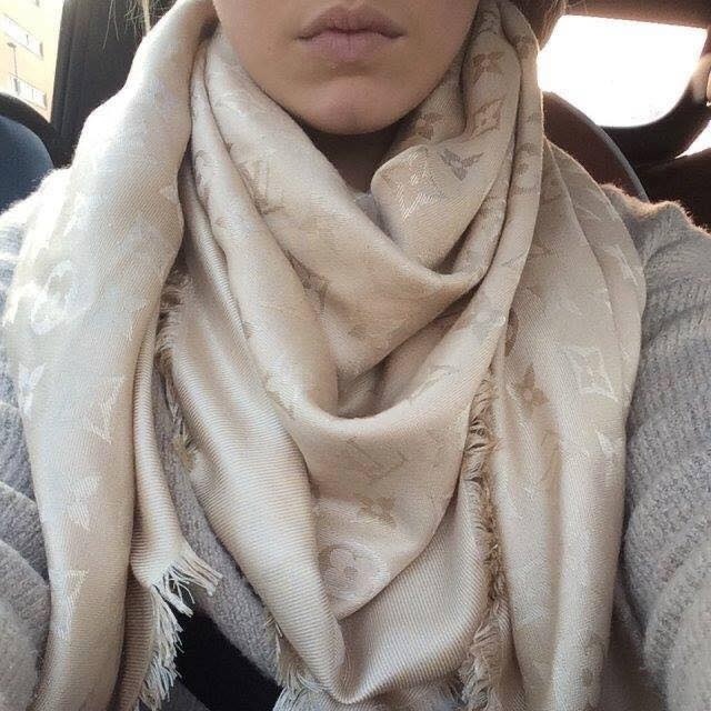 Louis Vuitton teplý šál alebo kašmírová šatka - 11