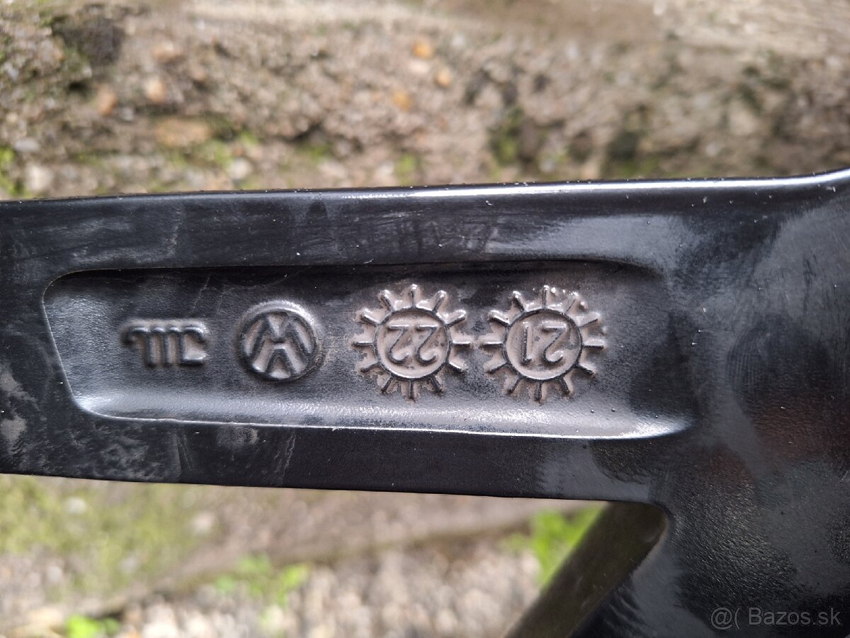 Arteon R-line originál R20 - 11