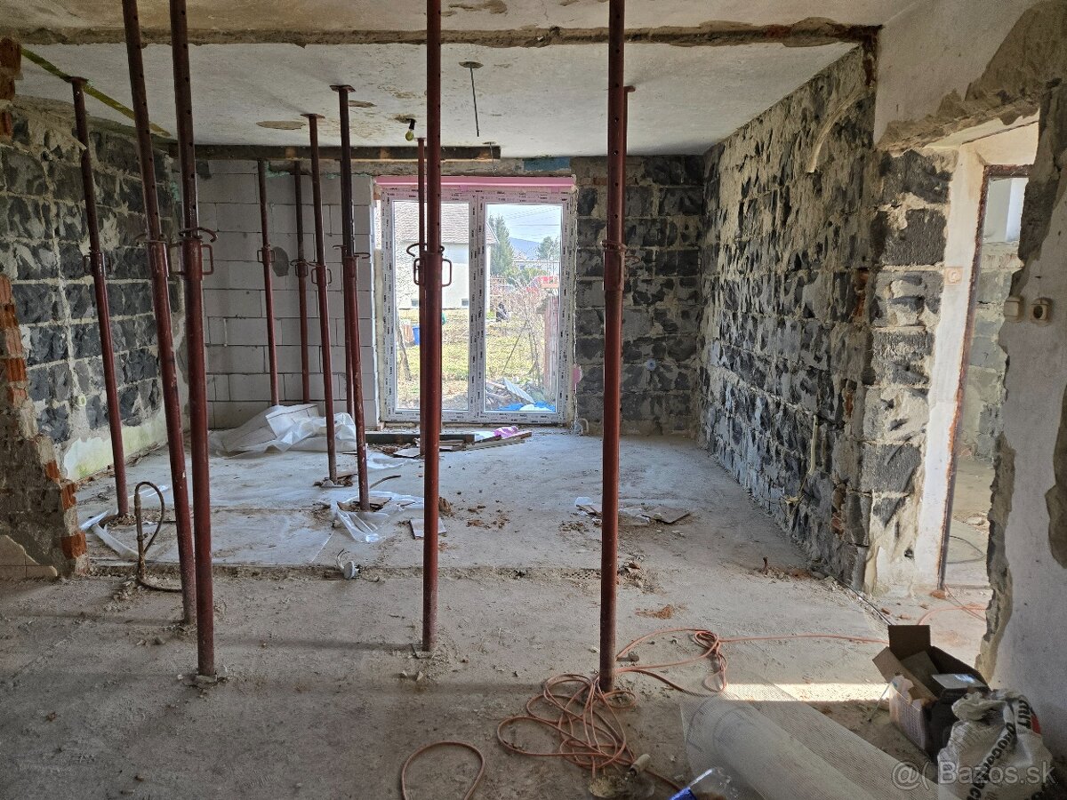 KOMPLEXNÉ REMESELNÉ PRÁCE – - 11