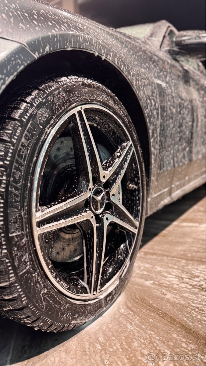 Mercedes C43 AMG kombi - 11