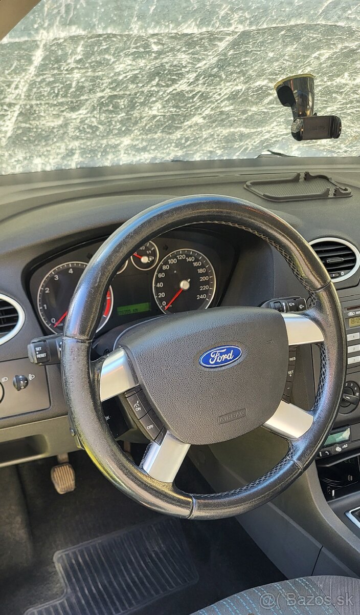 Ford focus combi 1.6 benzin 74 kW - 11