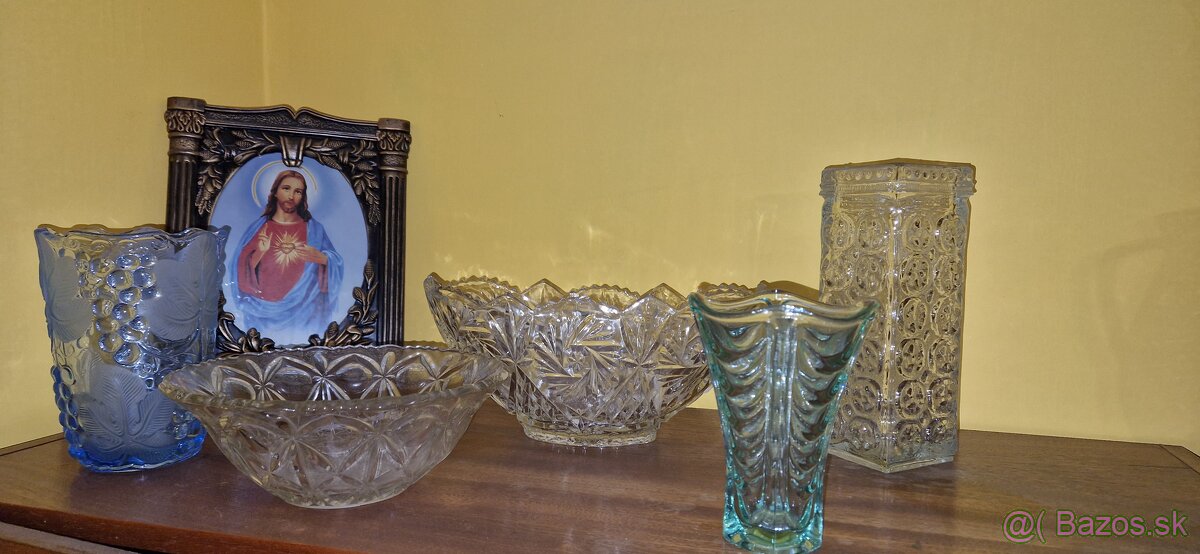 Retro porcelán, šálky, sošky... - 11