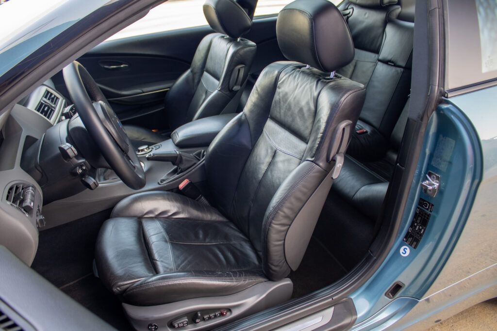 BMW Rad 6 Coupé 630 Ci - 11