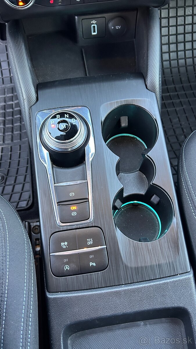 Ford Focus Active 2.0 EcoBlue A/T - 11