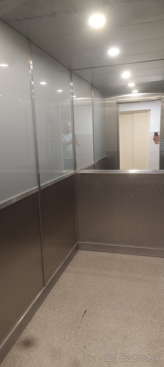 Nová rekonštrukcia,zariadený,3i Ždiarska,2x loggia - 11