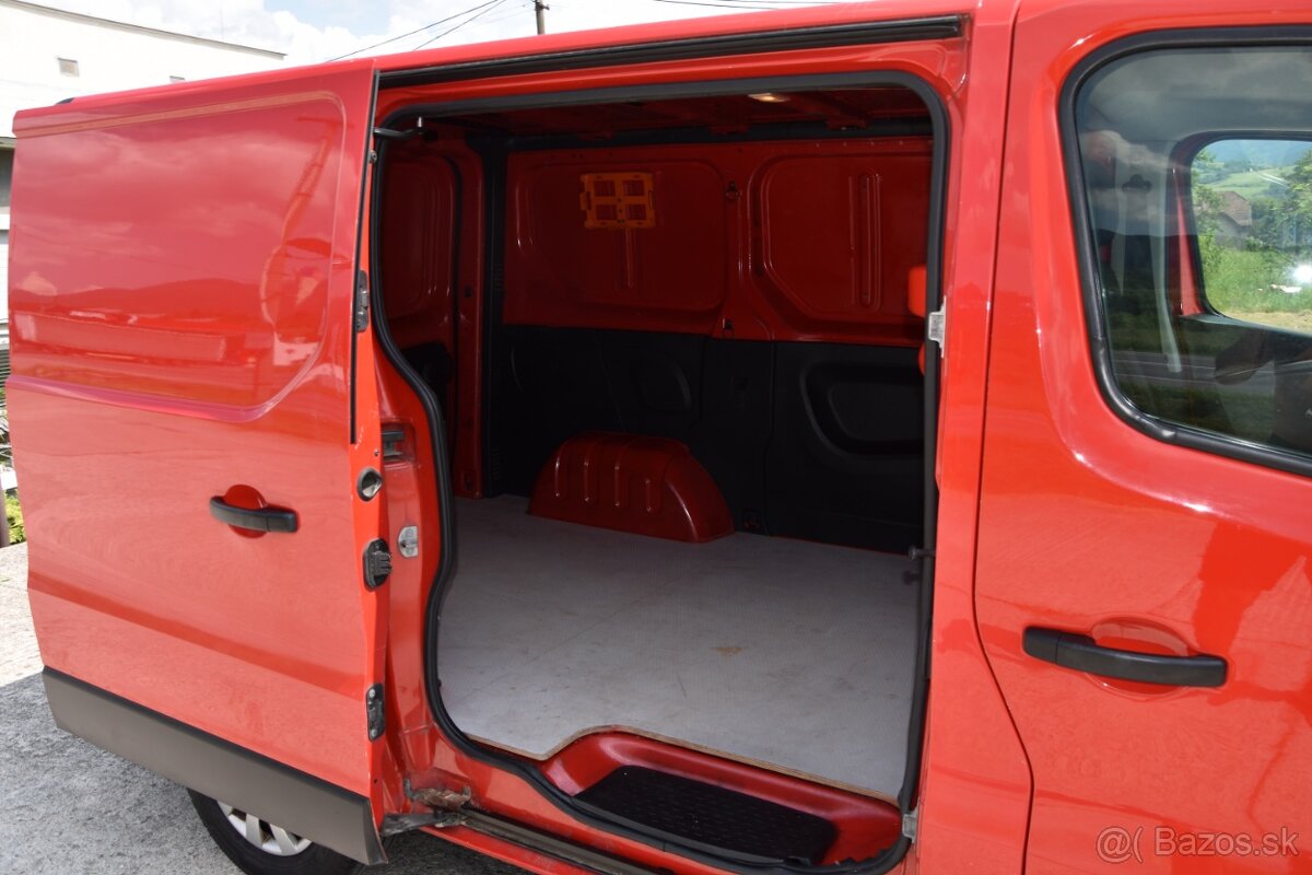 Renault Trafic - 11
