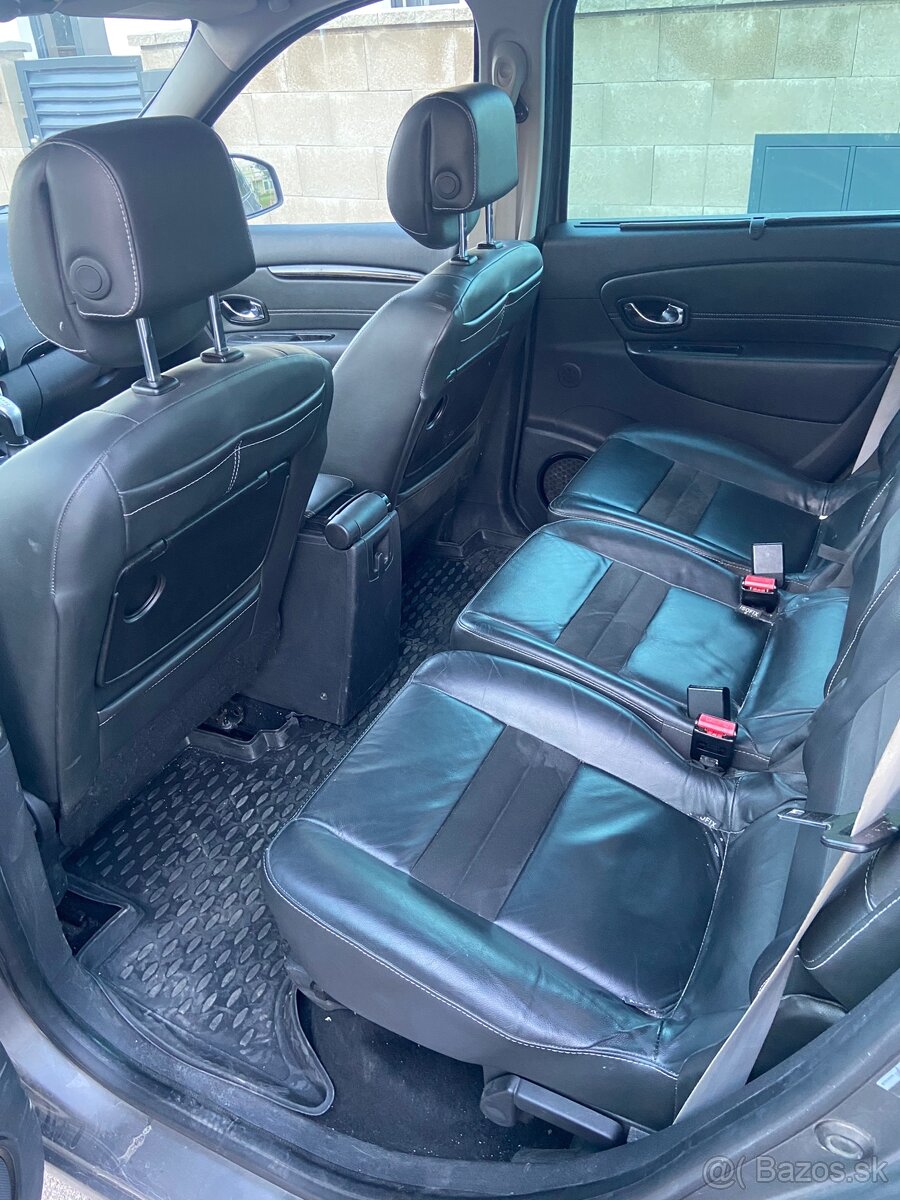 Renault Grand scénic III 1.5 dCi K9K - 11