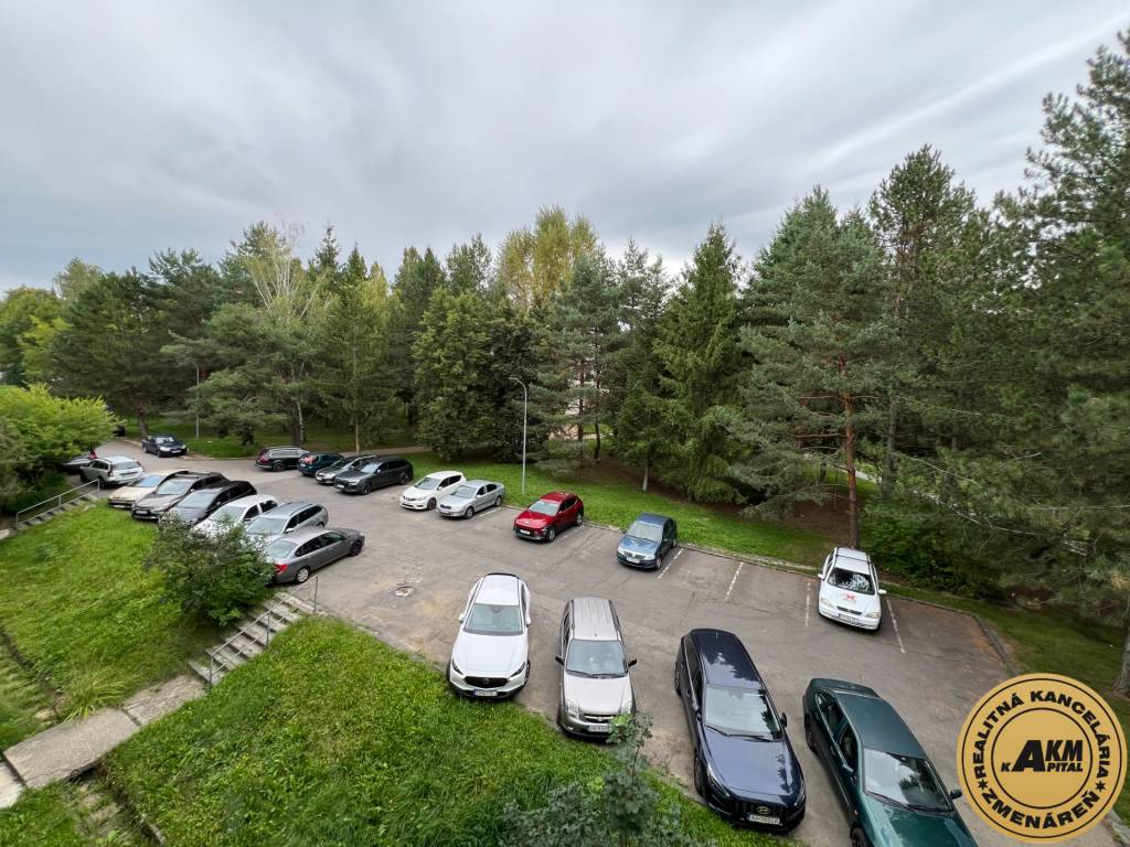 REZERVOVANÝ 3 izbový byt Zvolen - Zlatý potok na predaj - 11