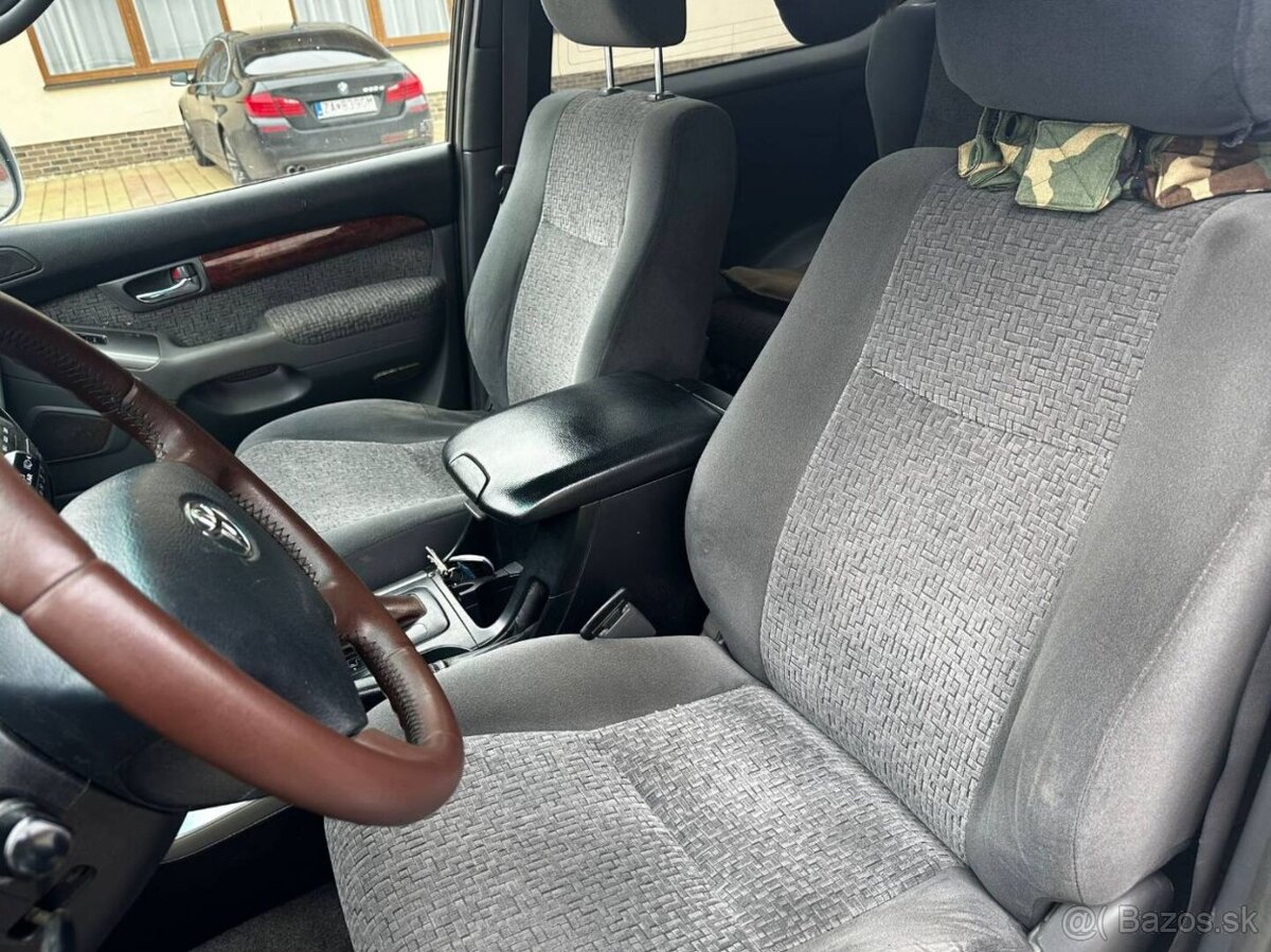 Toyota Land Cruiser 3.0 D-4D - 11