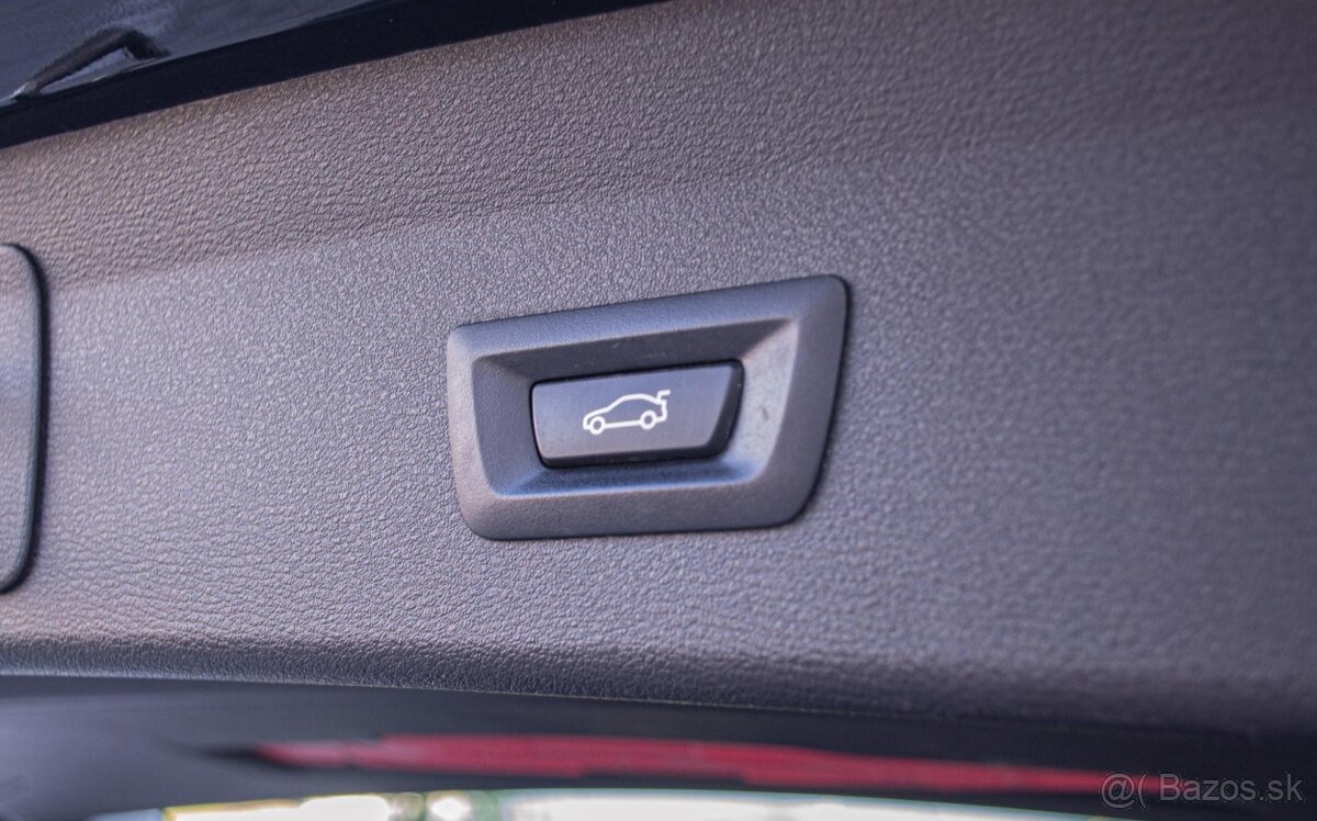 BMW X1 xDrive 25d 170kW automat - 11