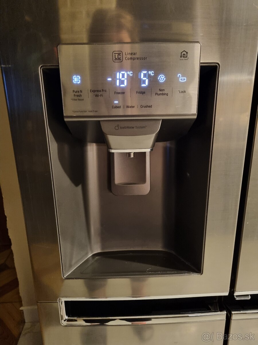 Americká chladnička LG - 11
