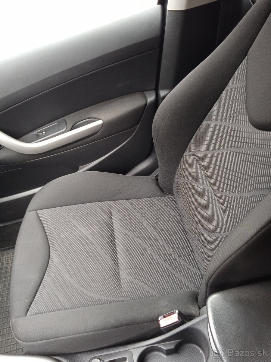 peugeot 308 1.6hdi r.v.2012 - 11