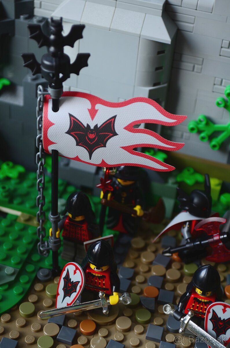 Predám Vlajky a Plášte pre lego castle - 11