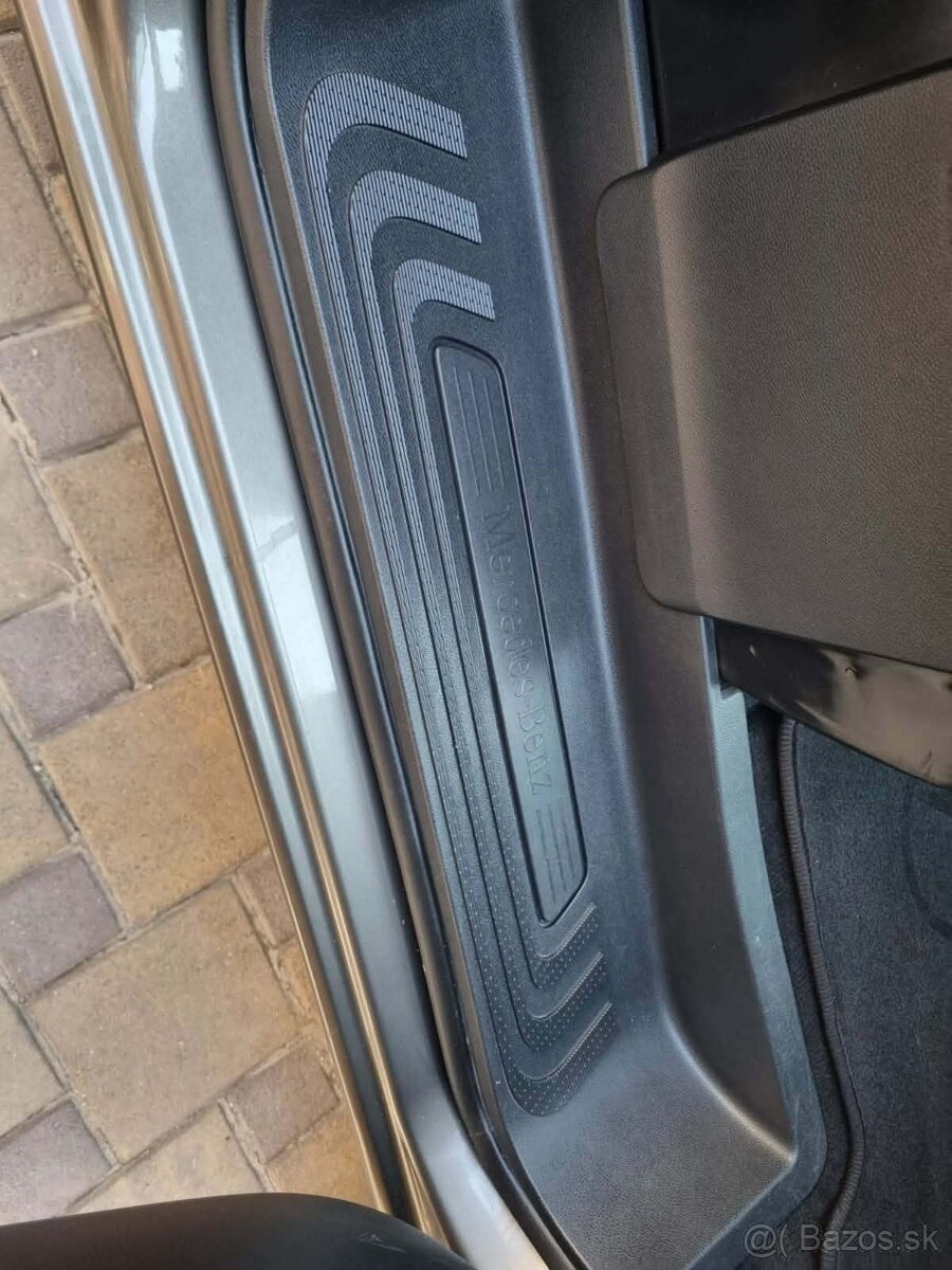 Mercedes-Benz Vito Tourer 114CDI - 11