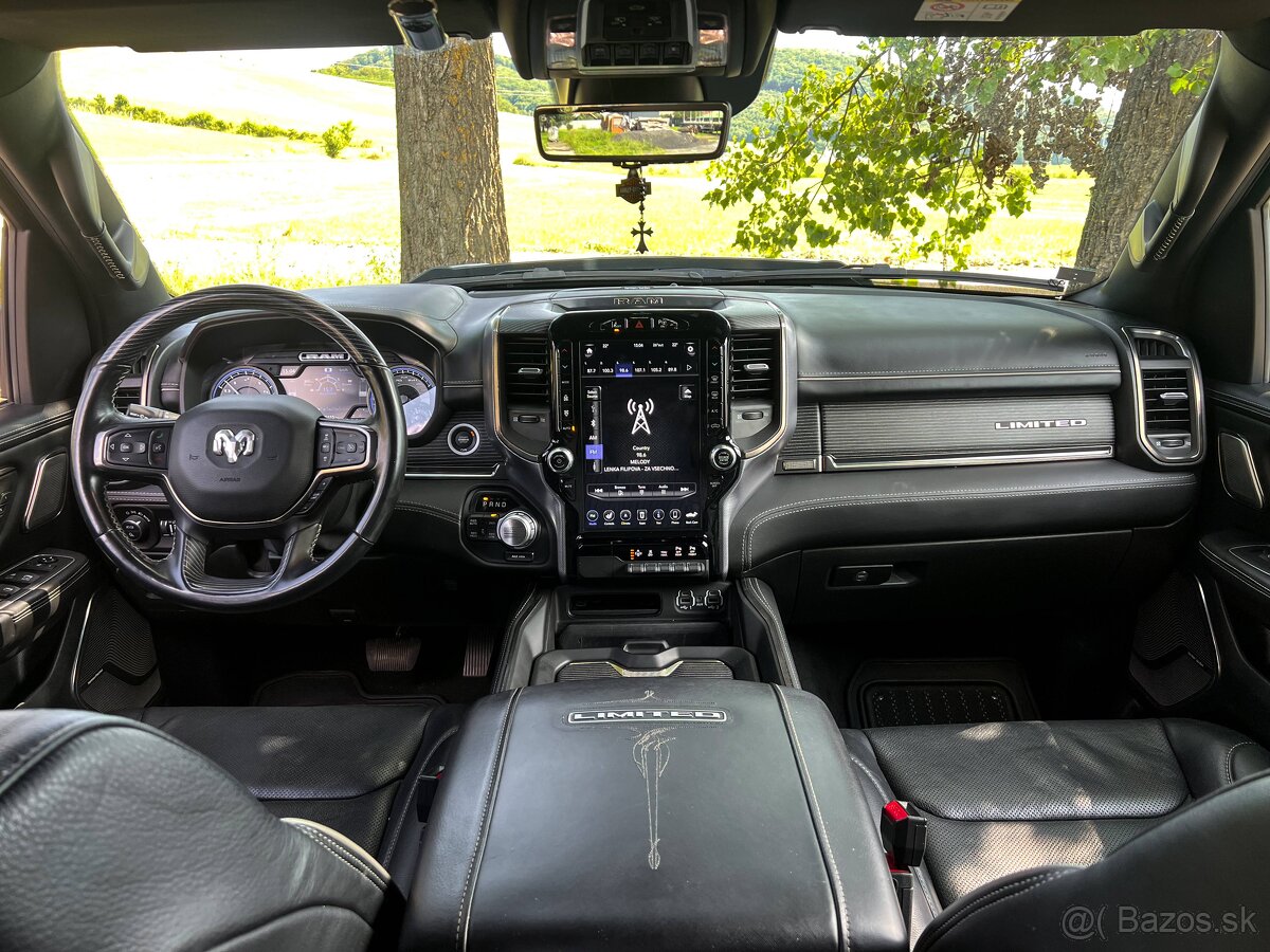 Dodge RAM 1500 5.7 HEMI Limited Black edition,Odpočet DPH - 11