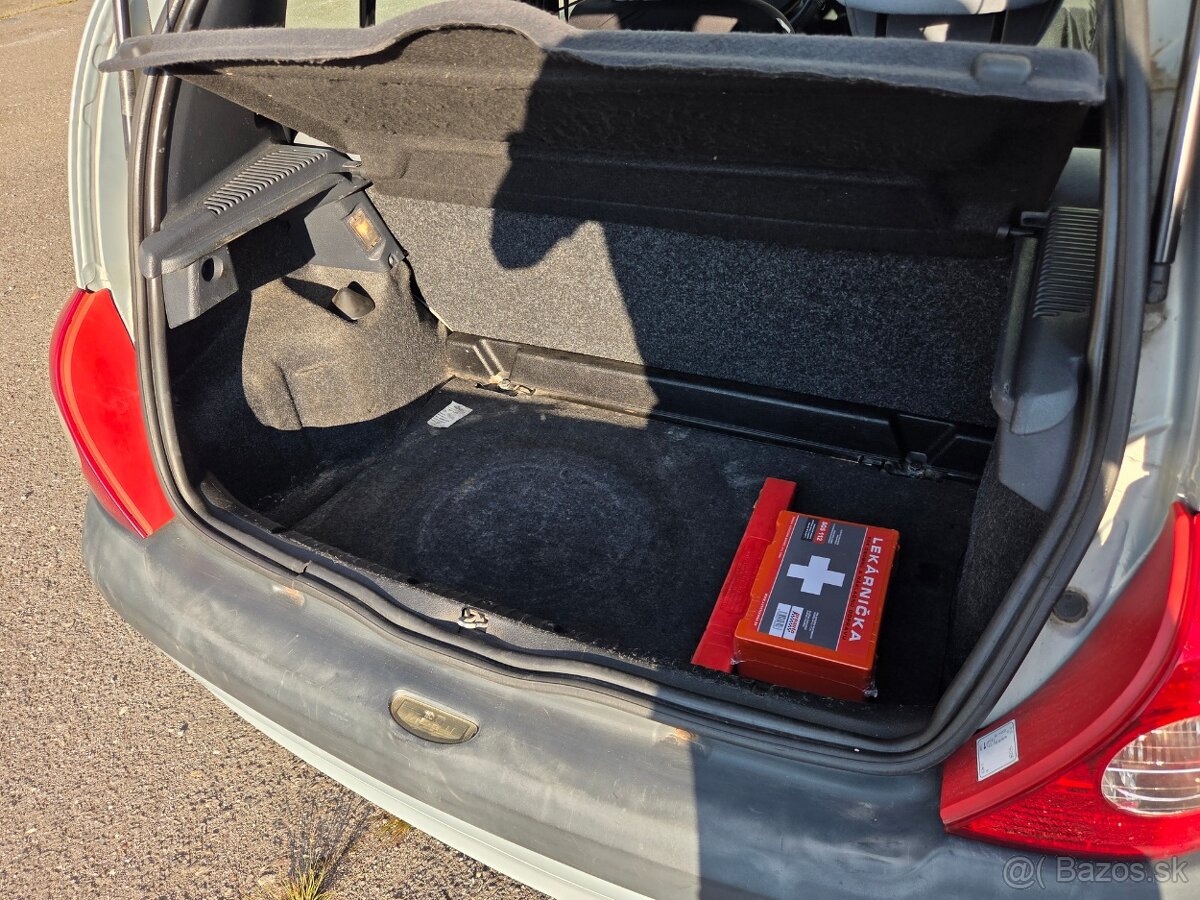 Renault Clio 1,2 43kW r.v.2003 STK5/2027 - 11