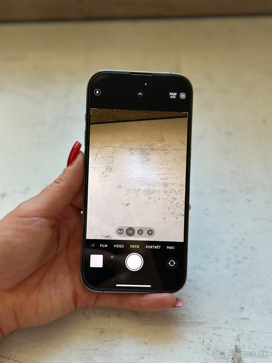 iPhone 14 pro 128gb gold - 11