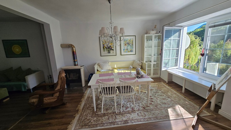 Krásny dom po kompletnej rekonštrukcii v Hronskom Beňadiku - 11