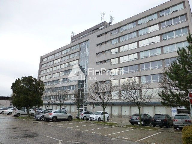 Kancelárske priestory s umývadlom - od 15 m2, Račianska ul. - 11