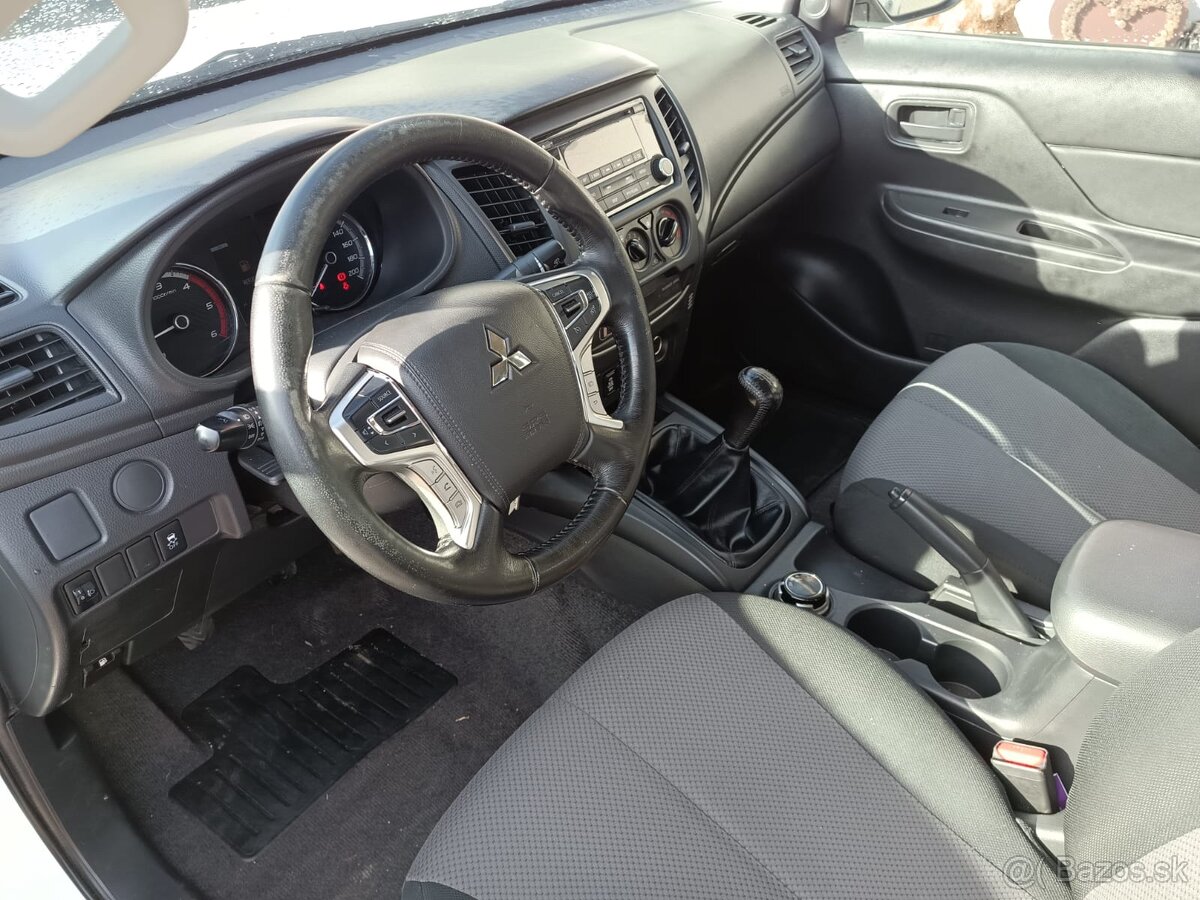MITSUBISHI L200 - NA PREDAJ - 11