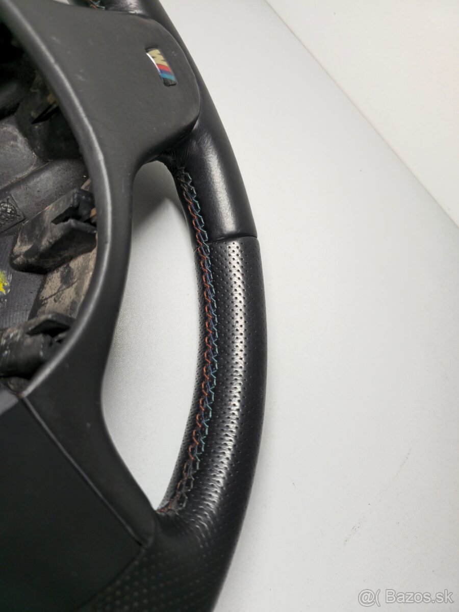 Športový kožený trojramenný volant BMW - 11